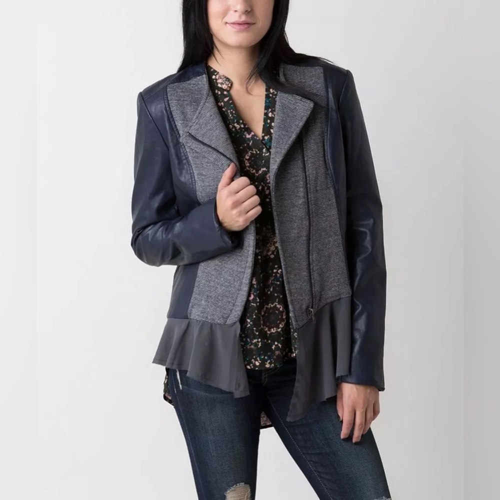Buckle Flyaway Trim Jacket